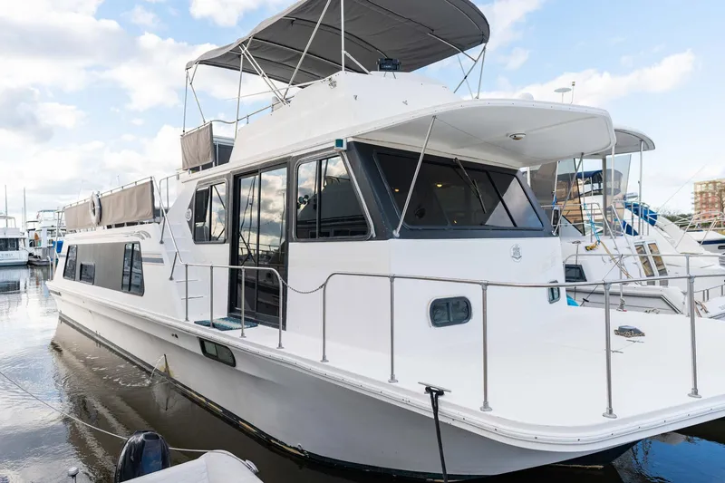 Cycling Tides Yacht Photos Pics 