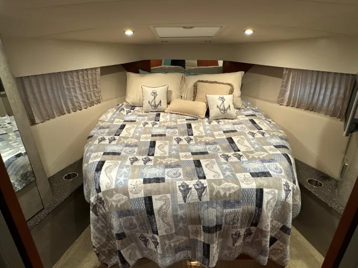 Life Goes On Yacht Photos Pics 