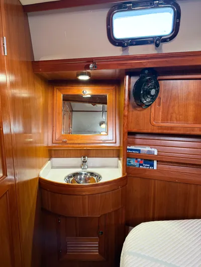 Miss T Yacht Photos Pics 