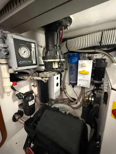 Miss T Yacht Photos Pics 