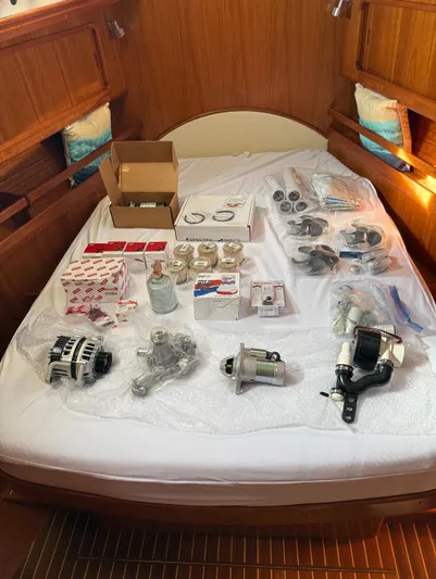 Miss T Yacht Photos Pics 