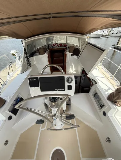 Miss T Yacht Photos Pics 