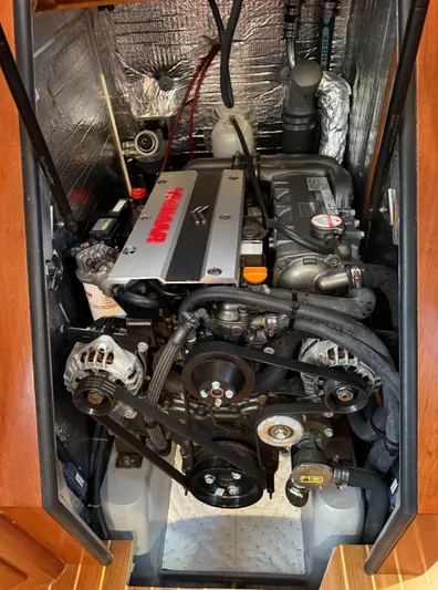 Miss T Yacht Photos Pics 