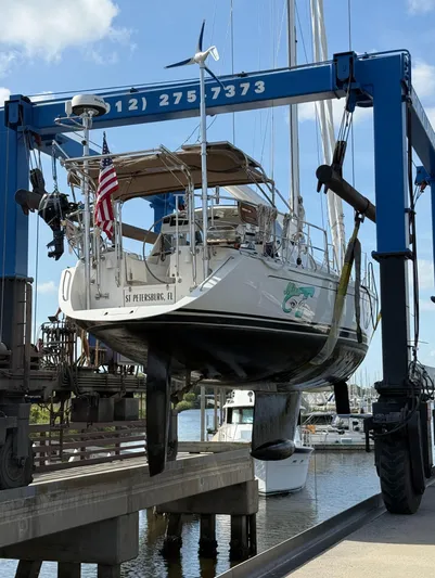 Miss T Yacht Photos Pics 