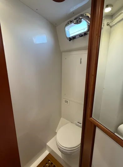 Miss T Yacht Photos Pics 