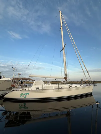 Miss T Yacht Photos Pics 