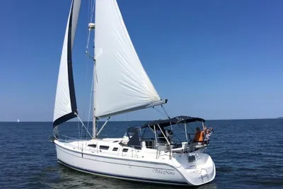 Hunter 41 Aft Cockpit