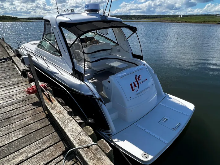 Life Goes On Yacht Photos Pics 