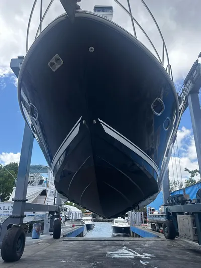 Beach House Yacht Photos Pics 