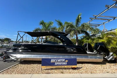 Avalon Excalibur - 27 Foot