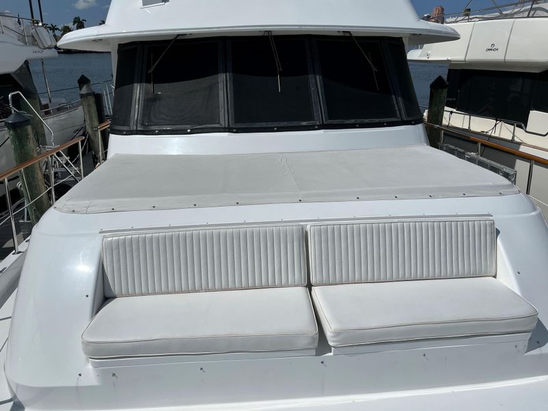 1987 Hatteras Cockpit Motor Yacht