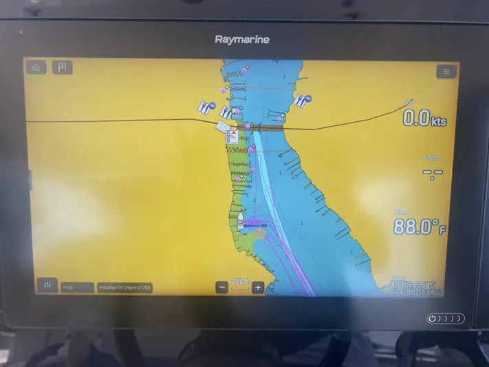 35 Realm Yacht Photos Pics 