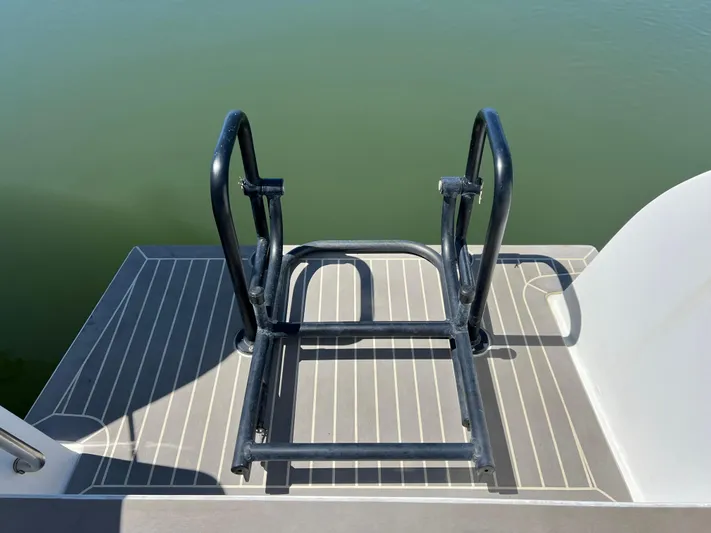 Silver Chain Yacht Photos Pics 