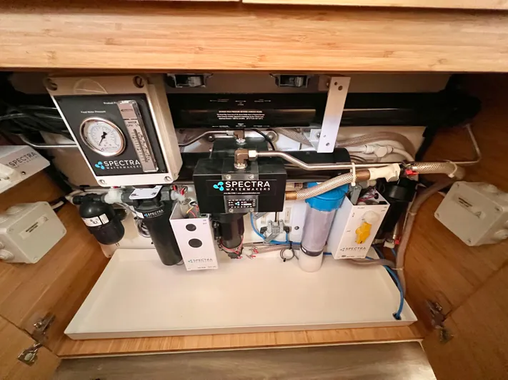 Silver Chain Yacht Photos Pics 