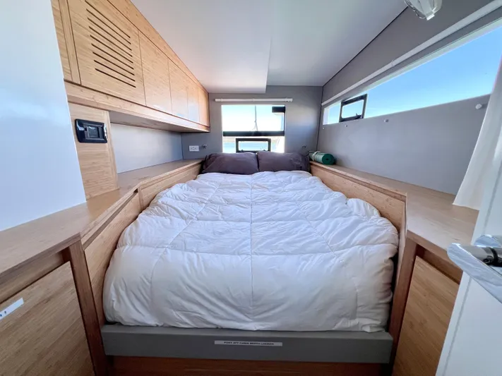 Silver Chain Yacht Photos Pics 