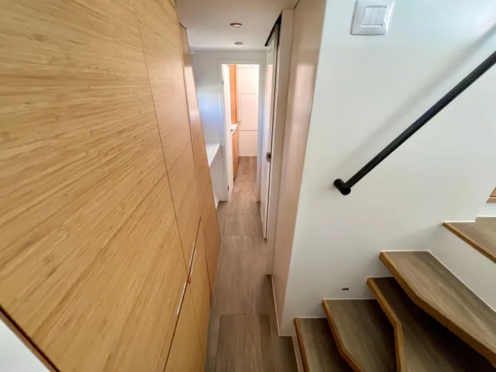 Silver Chain Yacht Photos Pics 