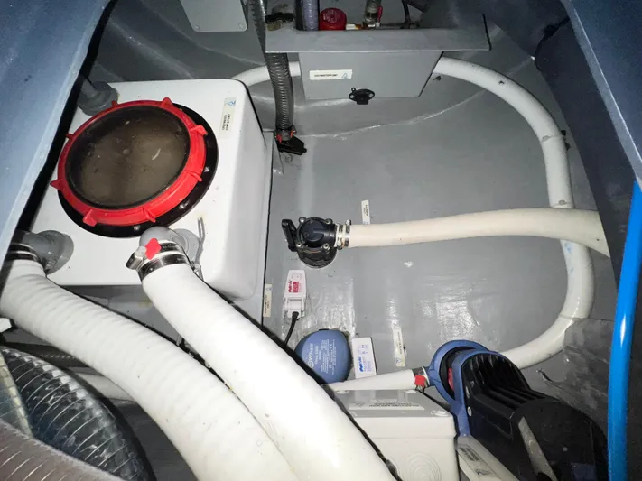 Silver Chain Yacht Photos Pics 