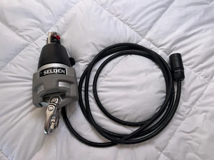 Silver Chain Yacht Photos Pics 