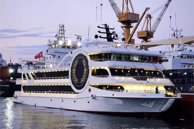Custom-Craft Restaurant and Excursion vessel