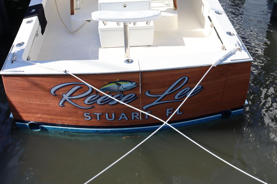 2003 Gamefisherman 34 Custom Walk-Around Sportfish