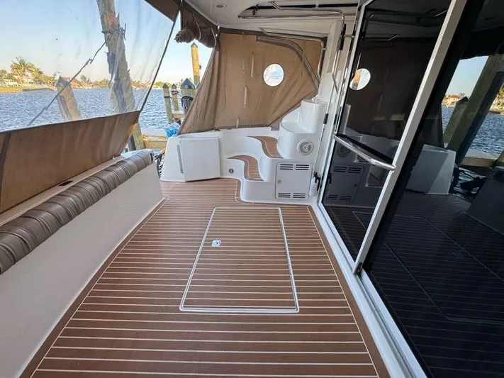 Honey Badger Yacht Photos Pics 1996 Sea Ray 400 Covered Aft Sundeck