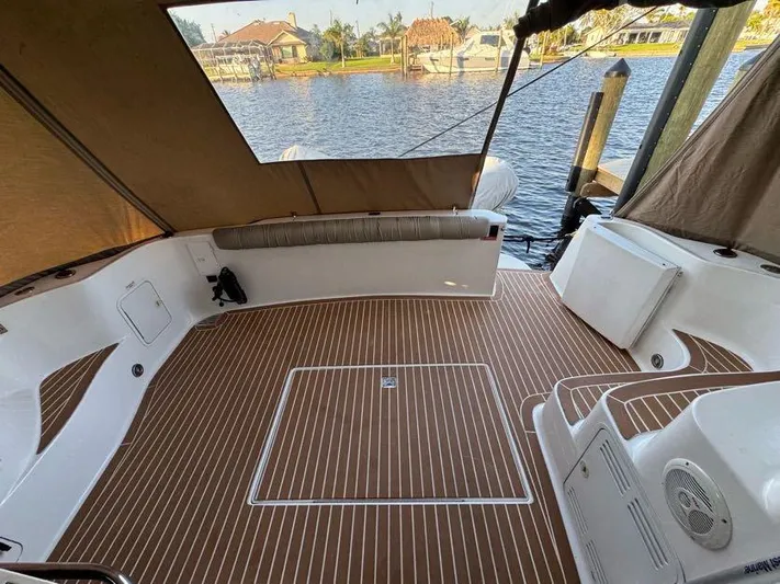 Honey Badger Yacht Photos Pics 1996 Sea Ray 400 Covered Aft Sundeck