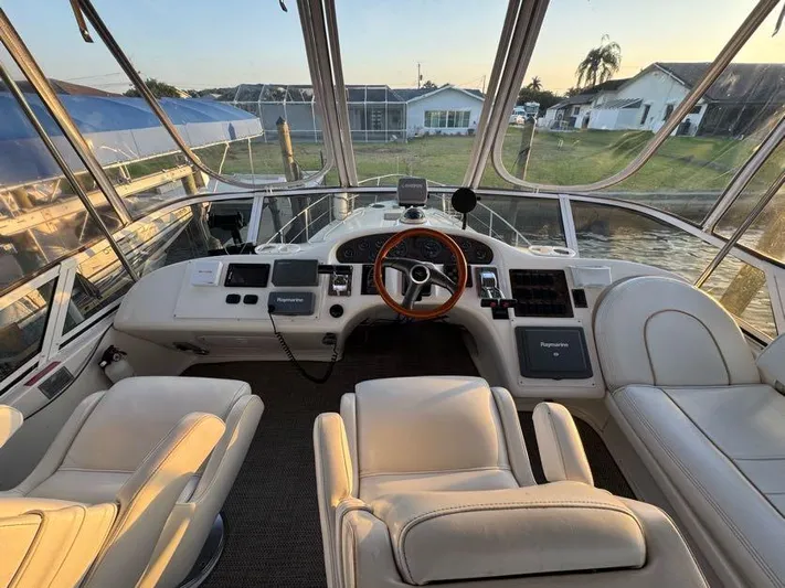 Honey Badger Yacht Photos Pics 1996 Sea Ray 400 Flybridge Helm