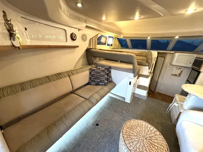 Honey Badger Yacht Photos Pics 1996 Sea Ray 400 Salon Port