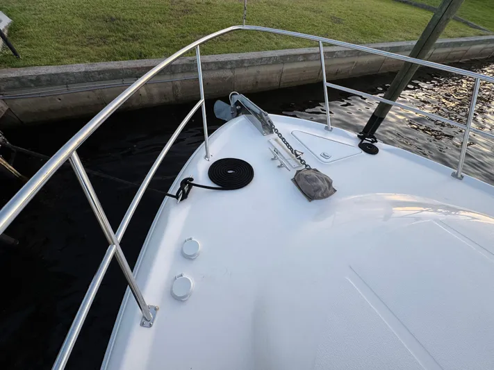 Honey Badger Yacht Photos Pics 1996 Sea Ray 400 Bow