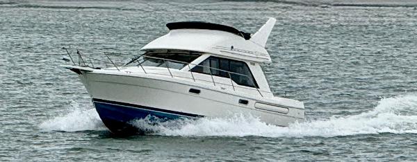1998 Bayliner 3388 Command Bridge Motoryacht