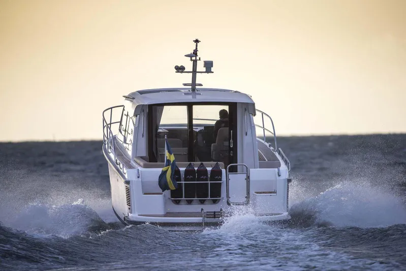 Timbermaiden Yacht Photos Pics 