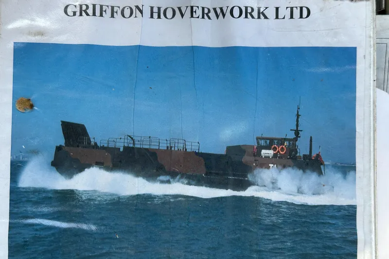 T1 Yacht Photos Pics Aluminum landing craft by Griffon Hoverwork Ltd, 2009, navigating through water.