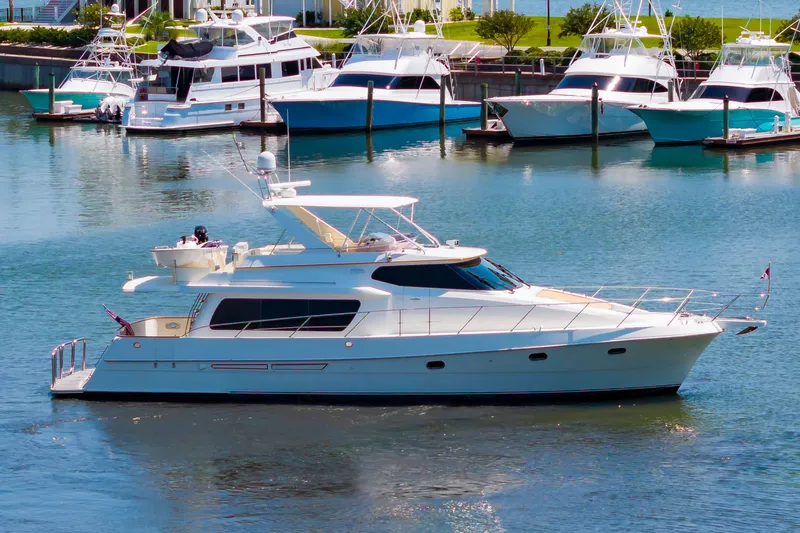 Outlander Yacht Photos Pics 