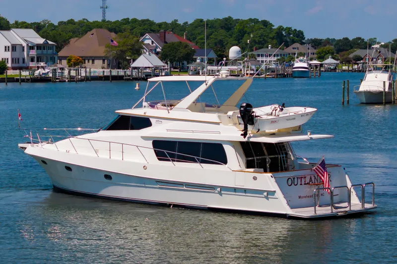 Outlander Yacht Photos Pics 