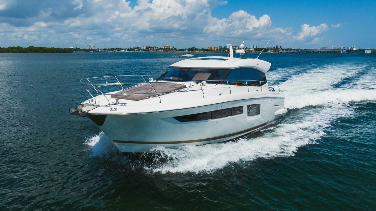 2018 Prestige 50 