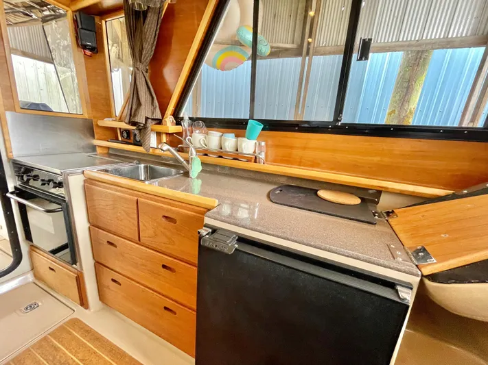 Denial Yacht Photos Pics 