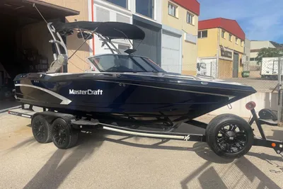 2015 MasterCraft X10