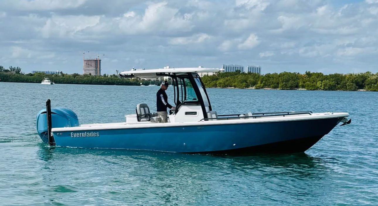 2024 EVERGLADES 273 CC - Image 2