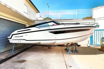 2024 Parker 780 Escape