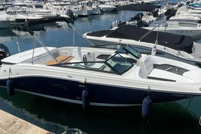 2025 Sea Ray SPX 230 OB