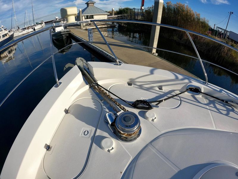 2005 Carver 56 Voyager