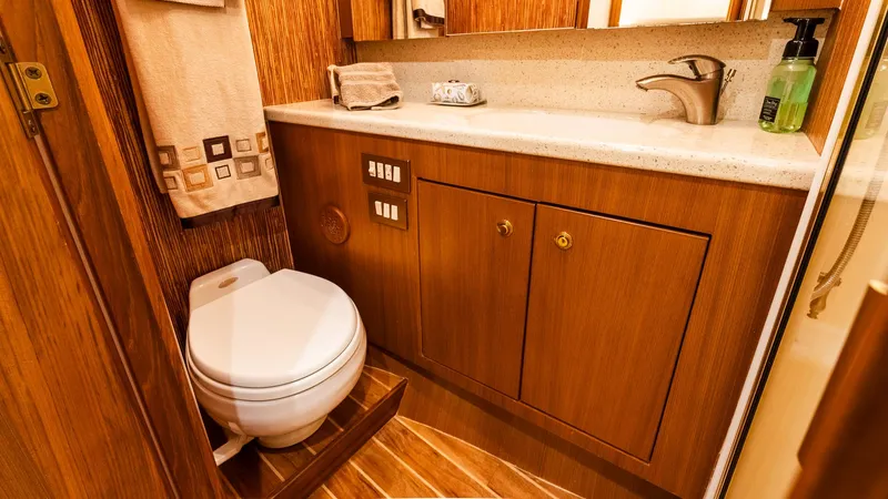 Reelaxation Yacht Photos Pics 