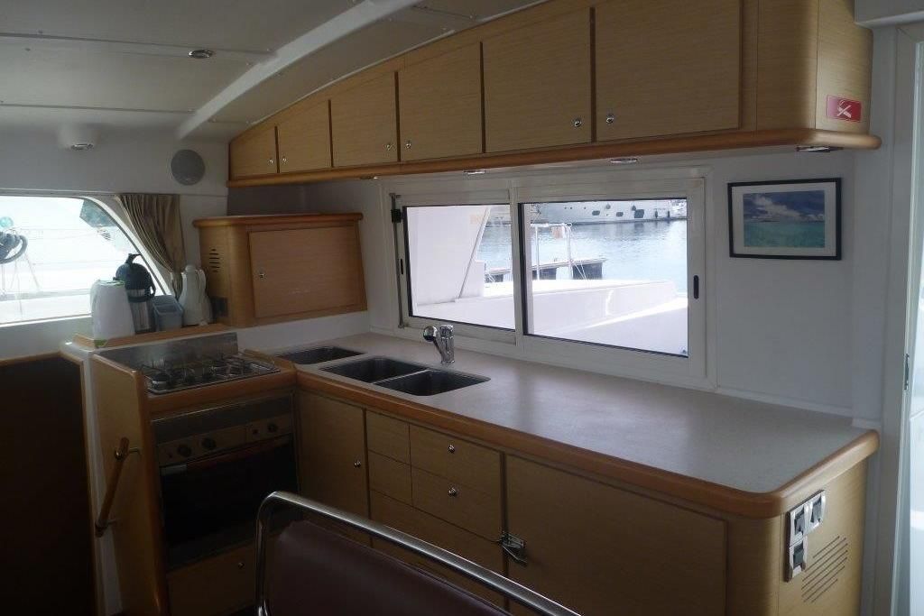 2009 Lagoon 44 