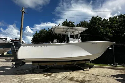 Southport 28 Center Console