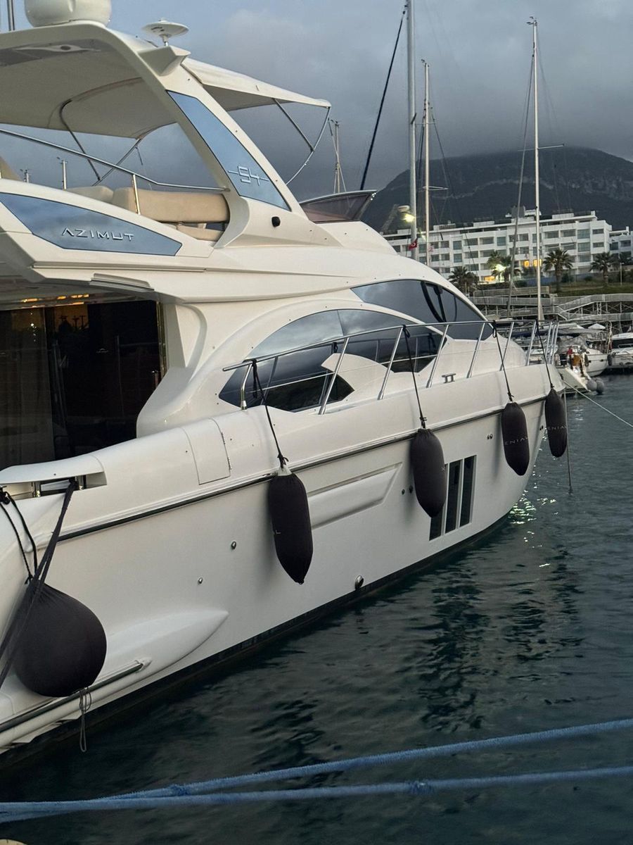 2014 Azimut 54 