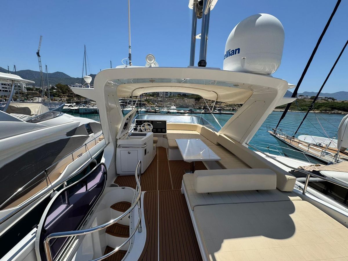 2014 Azimut 54 