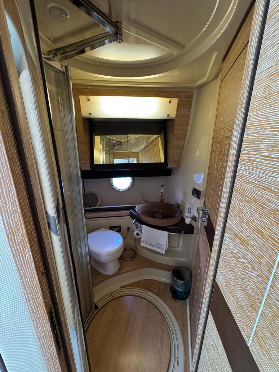 2014 Azimut 54 