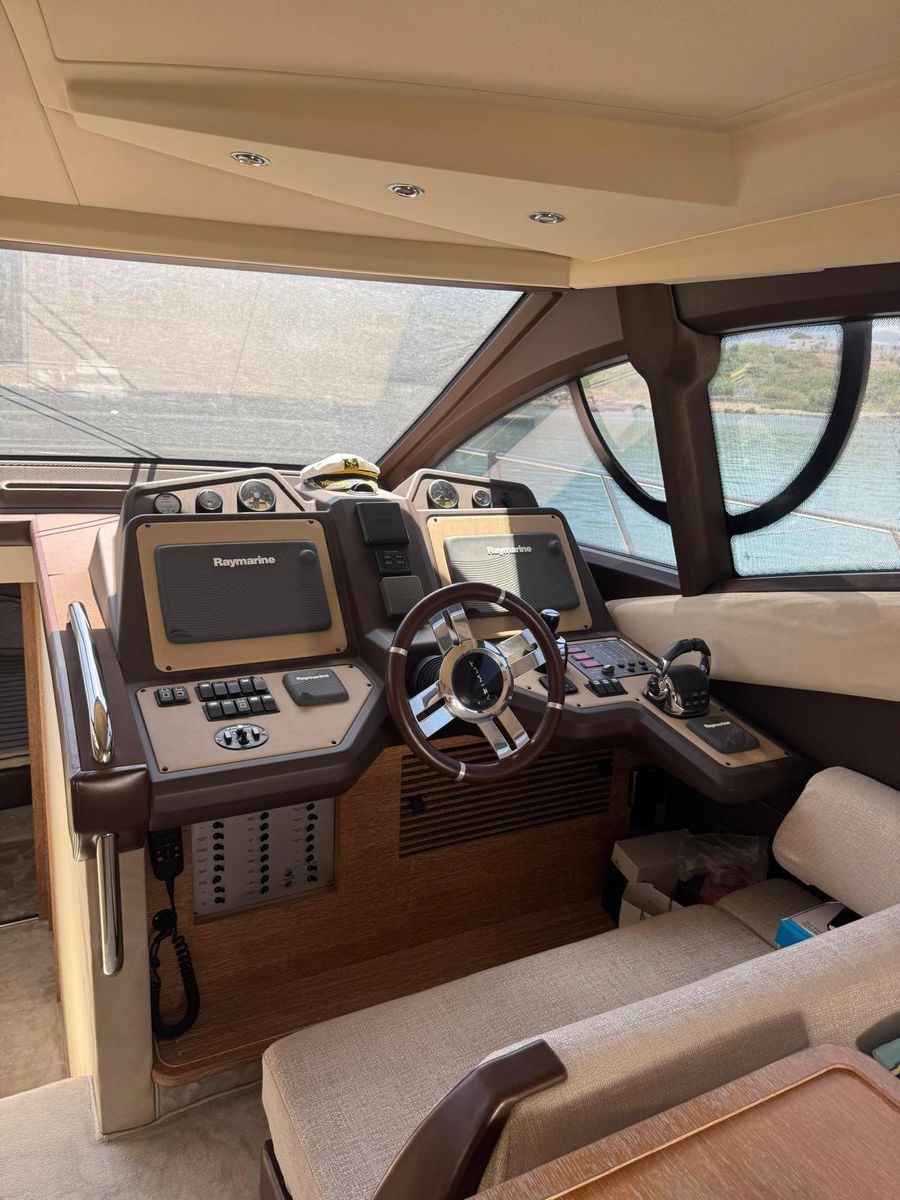 2014 Azimut 54 