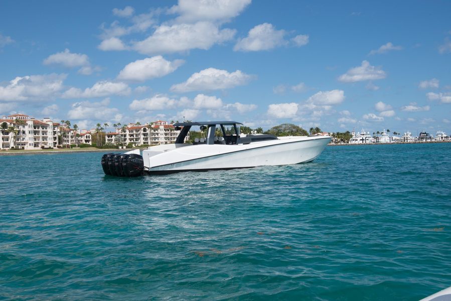 2021 Custom CSR Powerboats V53