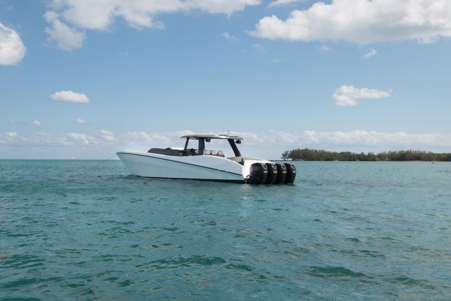 2021 Custom CSR Powerboats V53